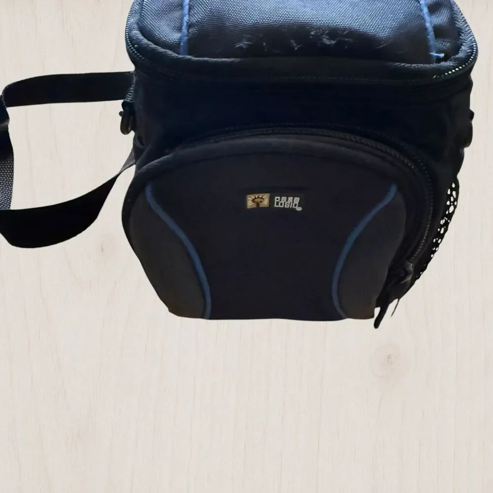 Vintage Case Logic Compact Camcorder and Digital Camera Case